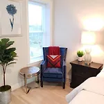 Spacious&Bright home In Bloomingdale/ Truxton DC