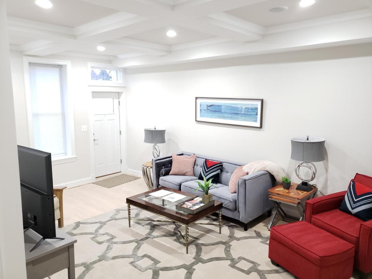 Spacious&bright In Bloomingdale/ Truxton Dc Washington