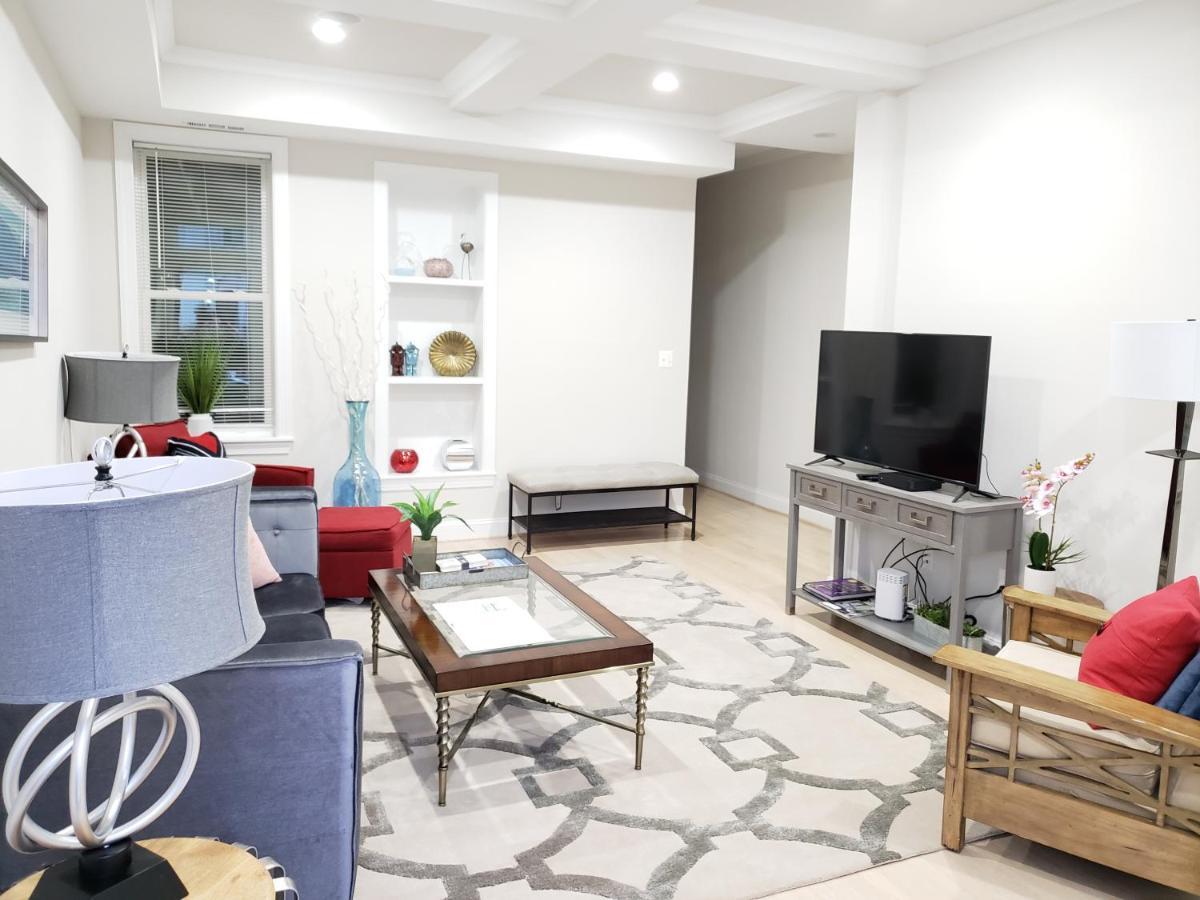 Spacious&bright In Bloomingdale/ Truxton Dc